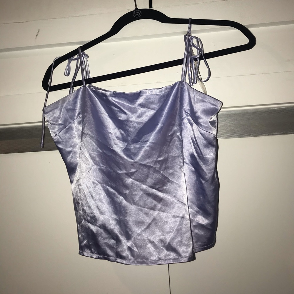 Periwinkle going out top